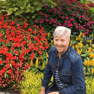 Meet your Posher, Edee